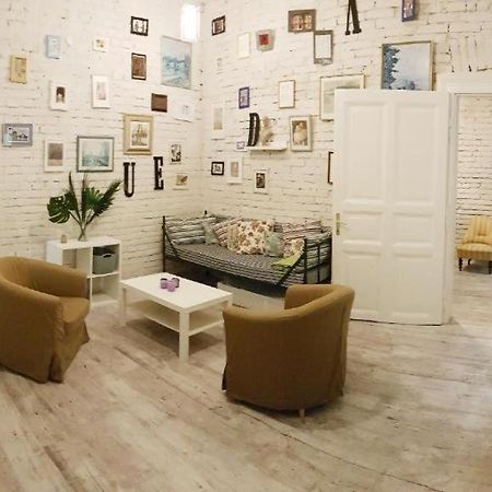 Wolf Apartment With Terrace By Nw Будапеща Екстериор снимка